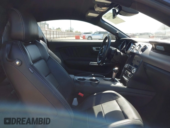 2022 Ford Mustang EcoBoost with VIN 1FA6P8TH8N5140335, listed as a IAAI auction lot 41777549 with 9,722 mi miles and . Bid and sale history available at DreamBid. Image 5.