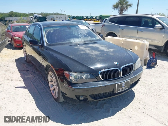 2006 BMW 7 Series 750Li with VIN WBAHN83506DT27085, listed as a IAAI auction lot 41887442 with 41,043 mi miles. Bid and sale history available at carsss.com. Image 1.