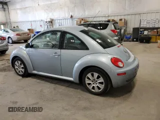 2009 Volkswagen New Beetle Coupe S with VIN 3VWPW31CX9M516865, listed as a Copart auction lot 76178854 with 133,836 mi miles and Clean Title. Bid and sale history available at carsss.com. Image 2.