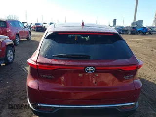 2021 Toyota Venza LE with VIN JTEAAAAH4MJ067109, listed as a IAAI auction lot 41694804 with 61,546 mi miles. Bid and sale history available at carsss.com. Image 16.