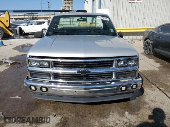 1996 Chevrolet Silverado 1500 with VIN 1GCEC14W7TZ165173, listed as a Copart auction lot 86273094 with 168,737 mi miles and Salvage Title. Bid and sale history available at DreamBid. Image 5.