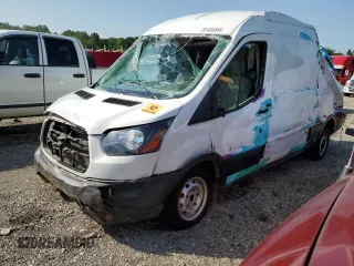 2019 Ford Transit with VIN 1FTYR2CG2KKB82613, listed as a Copart auction lot 61435345 with 100,090 mi miles and Salvage title. Bid and sale history available at DreamBid. Image 1.