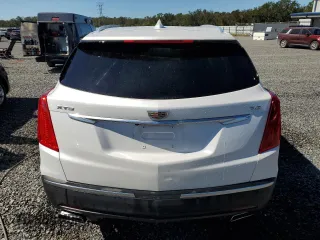 2019 Cadillac XT5 Luxury FWD z VIN 1GYKNCRS6KZ271427, wystawiony jako Copart lot #45979515 z przebiegiem Nie podano mil oraz Szkoda całkowita • Salvage title. Historia ofert i sprzedaży dostępna na DreamBid. Obrazek 6.