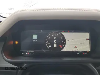 2021 Land Rover Defender SE z VIN SALEP7RU3M2035411, wystawiony jako Copart lot #44968195 z przebiegiem 25 192 mil mil oraz Czysty tytuł • Clean title. Historia ofert i sprzedaży dostępna na DreamBid. Obrazek 9.
