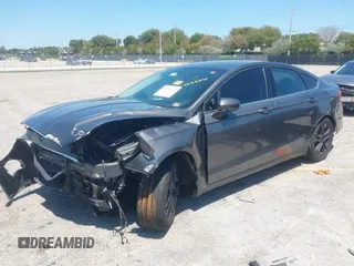 2018 Ford Fusion SE with VIN 3FA6P0HD6JR255644, listed as a IAAI auction lot 42021447 with 122,022 mi miles. Bid and sale history available at carsss.com. Image 18.