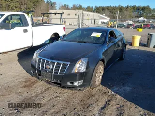2012 Cadillac CTS Premium z VIN 1G6DP1E31C0127000, wystawiony jako IAAI lot #41298477 z przebiegiem 191 258 mil mil oraz . Historia ofert i sprzedaży dostępna na DreamBid. Obrazek 17.
