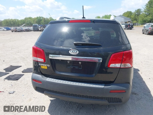 2011 Kia Sorento LX with VIN 5XYKT3A13BG162338, listed as a IAAI auction lot 42180644 with 118,482 mi miles and . Bid and sale history available at carsss.com. Image 16.