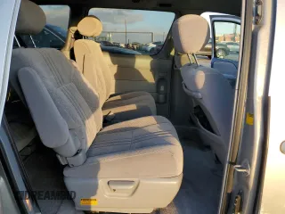 2003 Toyota Sienna CE with VIN 4T3ZF19C53U535060, listed as a Copart auction lot 77997484 with 97,598 mi miles and Clean Title. Bid and sale history available at carsss.com. Image 11.