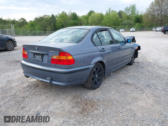 2003 BMW 3 Series 325xi with VIN WBAEU33433PH90464, listed as a IAAI auction lot 41994953 with 220,522 mi miles and . Bid and sale history available at DreamBid. Image 4.