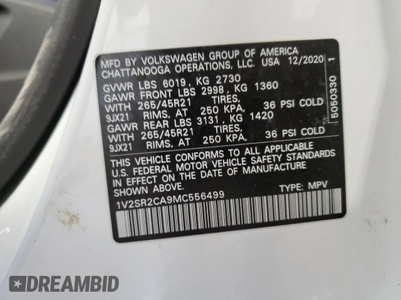 2021 Volkswagen Atlas SEL R-Line with VIN 1V2SR2CA9MC556499, listed as a Copart auction lot 44033995 with 55,061 mi miles and Salvage title. Bid and sale history available at DreamBid. Image 14.