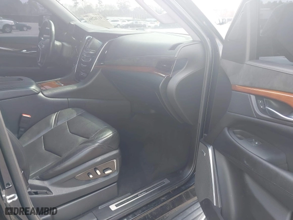 2017 Cadillac Escalade Luxury with VIN 1GYS4BKJ3HR307534, listed as a IAAI auction lot 41762802 with 109,420 mi miles. Bid and sale history available at carsss.com. Image 5.