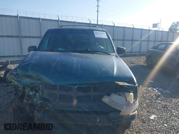 2000 Ford Explorer XLS z VIN 1FMZU62X3YUB73486, wystawiony jako IAAI lot #42542833 z przebiegiem 241 572 mil mil oraz . Historia ofert i sprzedaży dostępna na DreamBid. Obrazek 12.