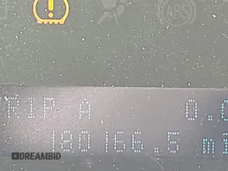 2011 Ford Escape Hybrid с VIN 1FMCU4K30BKA59861, выставлен на аукционе IAAI как лот 41379972 с пробегом 180 166 миль миль и . История ставок и продаж доступна на DreamBid. Изображение 15.