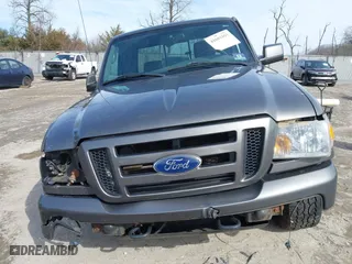 2011 Ford Ranger XLT with VIN 1FTLR4FE6BPA75535, listed as a IAAI auction lot 41601891 with 121,326 mi miles. Bid and sale history available at carsss.com. Image 12.