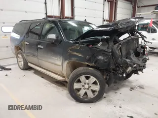 2008 GMC Yukon XL SLT 4SB z VIN 1GKFK16368R266193, wystawiony jako IAAI lot #42040699 z przebiegiem 228 448 mil mil oraz . Historia ofert i sprzedaży dostępna na DreamBid. Obrazek 1.