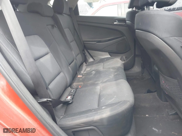 2016 Hyundai Tucson Sport with VIN KM8J33A26GU056164, listed as a IAAI auction lot 41469160 with 136,301 mi miles. Bid and sale history available at carsss.com. Image 8.