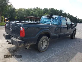 2014 Ford F-250 XL with VIN 1FT7W2A6XEEB36013, listed as a Copart auction lot 62713075 with 245,865 mi miles and Salvage title. Bid and sale history available at DreamBid. Image 3.