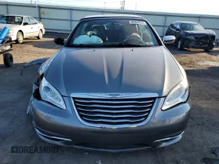 2011 Chrysler 200 Limited with VIN 1C3BC7EG9BN611637, listed as a Copart auction lot 86855294 with 89,844 mi miles and Salvage Title. Bid and sale history available at DreamBid. Image 5.