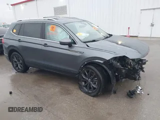 2022 Volkswagen Tiguan SE with VIN 3VV3B7AX3NM036590, listed as a IAAI auction lot 41463528 with 86,290 mi miles and . Bid and sale history available at DreamBid. Image 1.