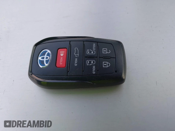 2025 Toyota Sienna Platinum z VIN 5TDESKFC0SS168394, wystawiony jako IAAI lot #42110535 z przebiegiem 7 905 mil mil oraz . Historia ofert i sprzedaży dostępna na DreamBid. Obrazek 11.