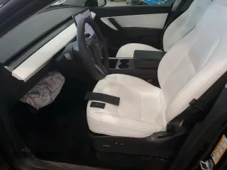 2021 Tesla Model Y Long Range with VIN 5YJYGDEE8MF252824, listed as a Copart auction lot 53801315 with 31,084 mi miles and Salvage Title. Bid and sale history available at DreamBid. Image 7.