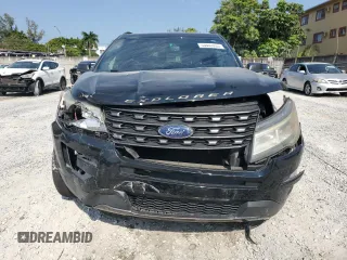 2017 Ford Explorer XLT with VIN 1FM5K7D81HGC29682, listed as a Copart auction lot 53602095 with 102,496 mi miles and Salvage Title. Bid and sale history available at DreamBid. Image 5.