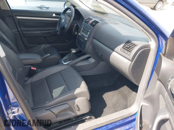 2009 Volkswagen Jetta SE z VIN 3VWRZ71K99M159242, wystawiony jako IAAI lot #42200917 z przebiegiem 226 285 mil mil oraz . Historia ofert i sprzedaży dostępna na DreamBid. Obrazek 5.