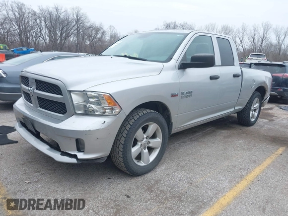 2015 Ram 1500 Express z VIN 1C6RR7FT8FS617657, wystawiony jako IAAI lot #41548188 z przebiegiem 144 050 mil mil oraz . Historia ofert i sprzedaży dostępna na DreamBid. Obrazek 2.