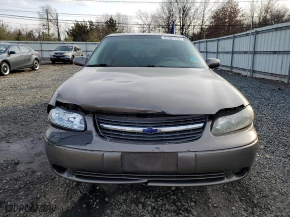 2002 Chevrolet Malibu LS with VIN 1G1NE52J32M636040, listed as a Copart auction lot 41462745 with 129,137 mi miles and Salvage Title. Bid and sale history available at carsss.com. Image 5.