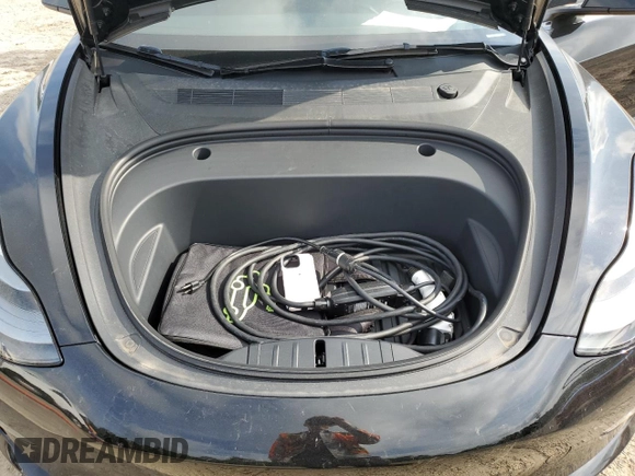 2023 Tesla Model 3 z VIN 5YJ3E1EA6PF578430, wystawiony jako Copart lot #56003665 z przebiegiem 17 930 mil mil oraz Szkoda całkowita • Salvage title. Historia ofert i sprzedaży dostępna na DreamBid. Obrazek 11.