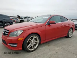 2014 Mercedes-Benz C 250 с VIN WDDGJ4HB8EG266542, выставлен на аукционе Copart как лот 59872175 с пробегом 132 771 миль миль и Чистый • Clean title. История ставок и продаж доступна на DreamBid. Изображение 1.