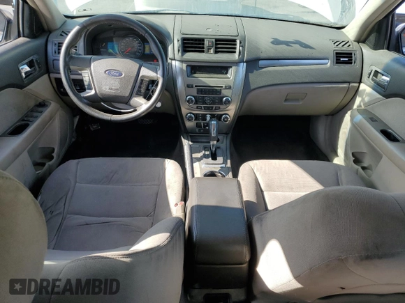 2012 Ford Fusion Hybrid z VIN 3FADP0L38CR171141, wystawiony jako Copart lot #61492425 z przebiegiem 275 312 mil mil oraz Czysty tytuł • Clean title. Historia ofert i sprzedaży dostępna na DreamBid. Obrazek 8.