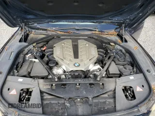 2011 BMW 7 Series 750Li z VIN WBAKB8C58BCY64737, wystawiony jako Copart lot #55503755 z przebiegiem 97 687 mil mil oraz Czysty tytuł • Clean title. Historia ofert i sprzedaży dostępna na DreamBid. Obrazek 11.
