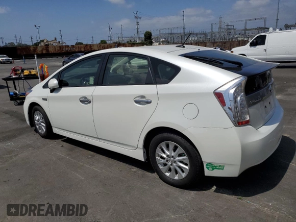 2014 Toyota Prius with VIN JTDKN3DP9E3053840, listed as a Copart auction lot 61880475 with 50,179 mi miles and Salvage title. Bid and sale history available at DreamBid. Image 2.
