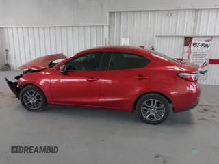 2019 Toyota Yaris L z VIN 3MYDLBYVXKY524593, wystawiony jako IAAI lot #42301508 z przebiegiem 45 596 mil mil oraz . Historia ofert i sprzedaży dostępna na DreamBid. Obrazek 15.