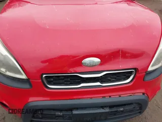 2013 Kia Soul with VIN KNDJT2A58D7571041, listed as a IAAI auction lot 41429547 with 137,573 mi miles and . Bid and sale history available at DreamBid. Image 12.
