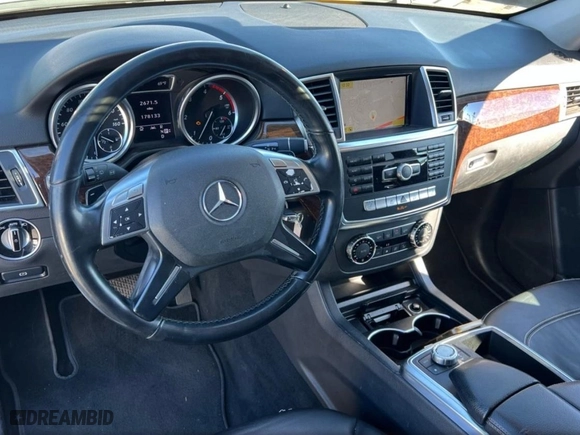 2012 Mercedes-Benz M-Class ML 350 BlueTEC with VIN 4JGDA2EB6CA030733, listed as a Copart auction lot 42655675 with 178,134 mi miles and Clean Title. Bid and sale history available at carsss.com. Image 9.