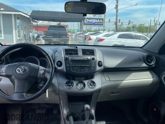 2007 Toyota RAV4 Limited with VIN JTMZD31V176027481, listed as a Copart auction lot 50984695 with 210,966 mi miles and Clean Title. Bid and sale history available at carsss.com. Image 9.