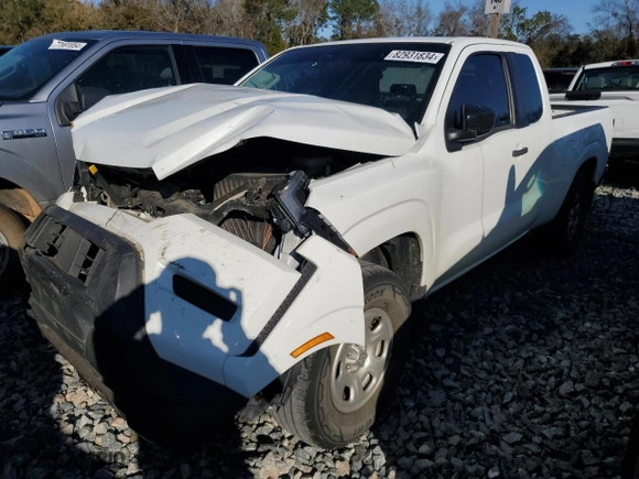 2022 Nissan Frontier S with VIN 1N6ED1CL3NN689562, listed as a Copart auction lot 82931834 with 90,507 mi miles and Salvage Title. Bid and sale history available at carsss.com. Image 1.