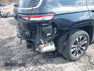 2021 Jeep Grand Cherokee Overland z VIN 1C4RJKDG7M8140271, wystawiony jako IAAI lot #41806329 z przebiegiem 39 160 mil mil oraz . Historia ofert i sprzedaży dostępna na DreamBid. Obrazek 19.
