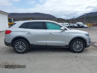 2016 Lincoln MKX Select with VIN 2LMTJ8KR6GBL59043, listed as a IAAI auction lot 41892601 with 113,756 mi miles. Bid and sale history available at carsss.com. Image 13.