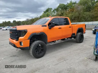 2021 GMC Sierra 3500HD Denali z VIN 1GT49WEY3MF113372, wystawiony jako Copart lot #74920824 z przebiegiem 26 900 mil mil oraz Szkoda całkowita • Salvage title. Historia ofert i sprzedaży dostępna na DreamBid. Obrazek 1.
