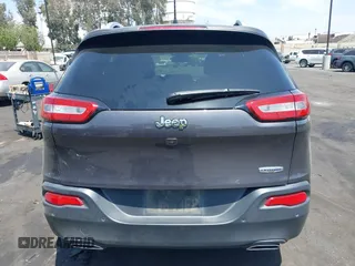2018 Jeep Cherokee Latitude Plus с VIN 1C4PJLLX0JD523874, выставлен на аукционе IAAI как лот 42374894 с пробегом 77 086 миль миль и . История ставок и продаж доступна на DreamBid. Изображение 17.