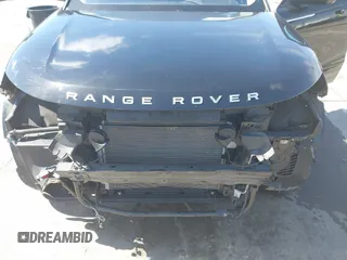 2019 Land Rover Range Rover Velar S with VIN SALYB2EN7KA779531, listed as a IAAI auction lot 41809548 with 92,113 mi miles. Bid and sale history available at carsss.com. Image 6.