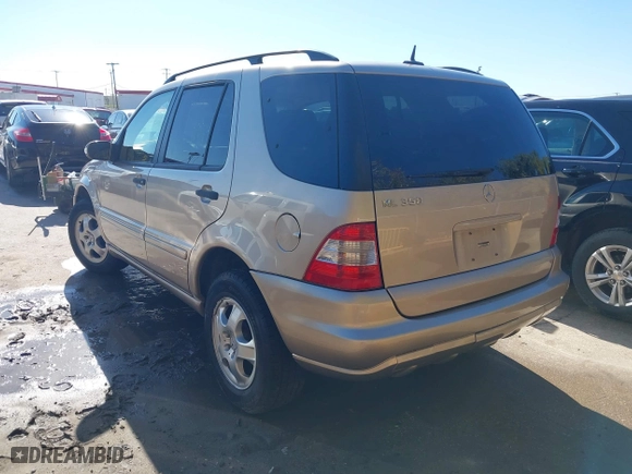 2003 Mercedes-Benz M-Class 3.7L with VIN 4JGAB57E33A414218, listed as a IAAI auction lot 41057534 with 132,342 mi miles. Bid and sale history available at carsss.com. Image 3.