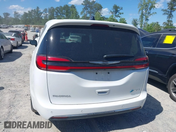 2024 Chrysler Pacifica Hybrid Select z VIN 2C4RC1S72RR117788, wystawiony jako IAAI lot #42318543 z przebiegiem 21 855 mil mil oraz . Historia ofert i sprzedaży dostępna na DreamBid. Obrazek 16.