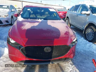 2022 Mazda Mazda3 Hatchback Premium with VIN JM1BPAML1N1515069, listed as a IAAI auction lot 41311726 with 30,198 mi miles. Bid and sale history available at carsss.com. Image 12.