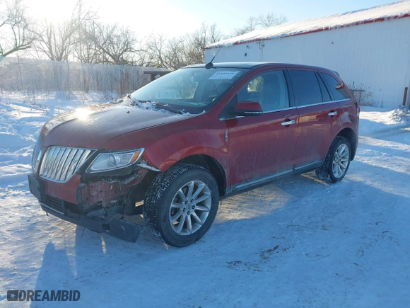 2013 Lincoln MKX with VIN 2LMDJ8JK3DBL40826, listed as a IAAI auction lot 41522140 with NaN miles. Bid and sale history available at carsss.com. Image 17.
