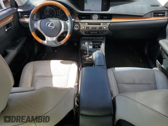 2013 Lexus ES 300h with VIN JTHBW1GG3D2004262, listed as a Copart auction lot 52290995 with 70,565 mi miles and Salvage title. Bid and sale history available at DreamBid. Image 8.