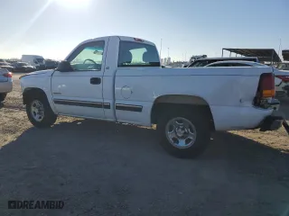 2002 Chevrolet Silverado 1500 LS with VIN 1GCEC14V42Z193471, listed as a Copart auction lot 88780995 with 103,793 mi miles and Salvage Title. Bid and sale history available at carsss.com. Image 2.